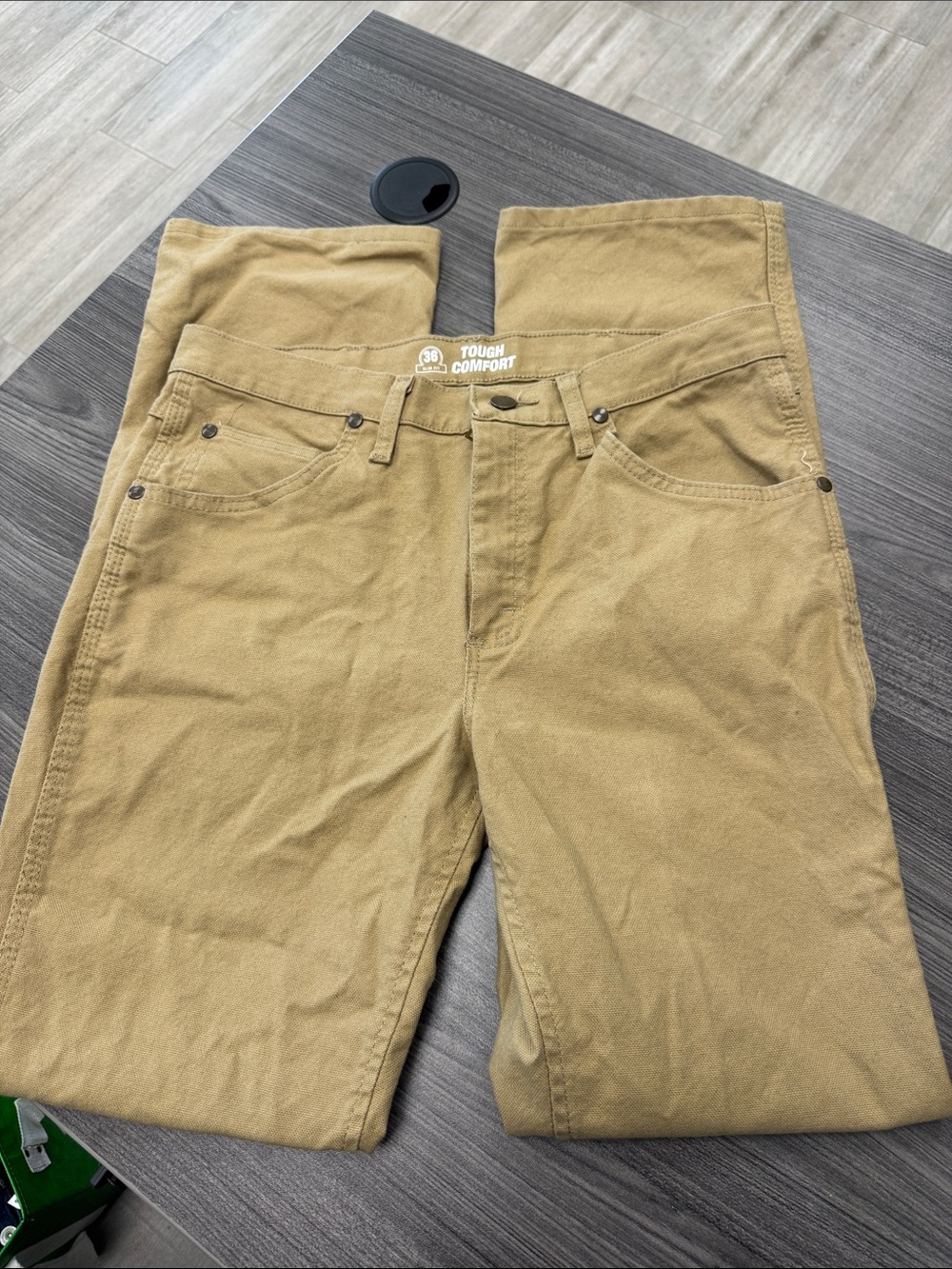Men’s Wrangler Cowboy Cut Pants size 32x32